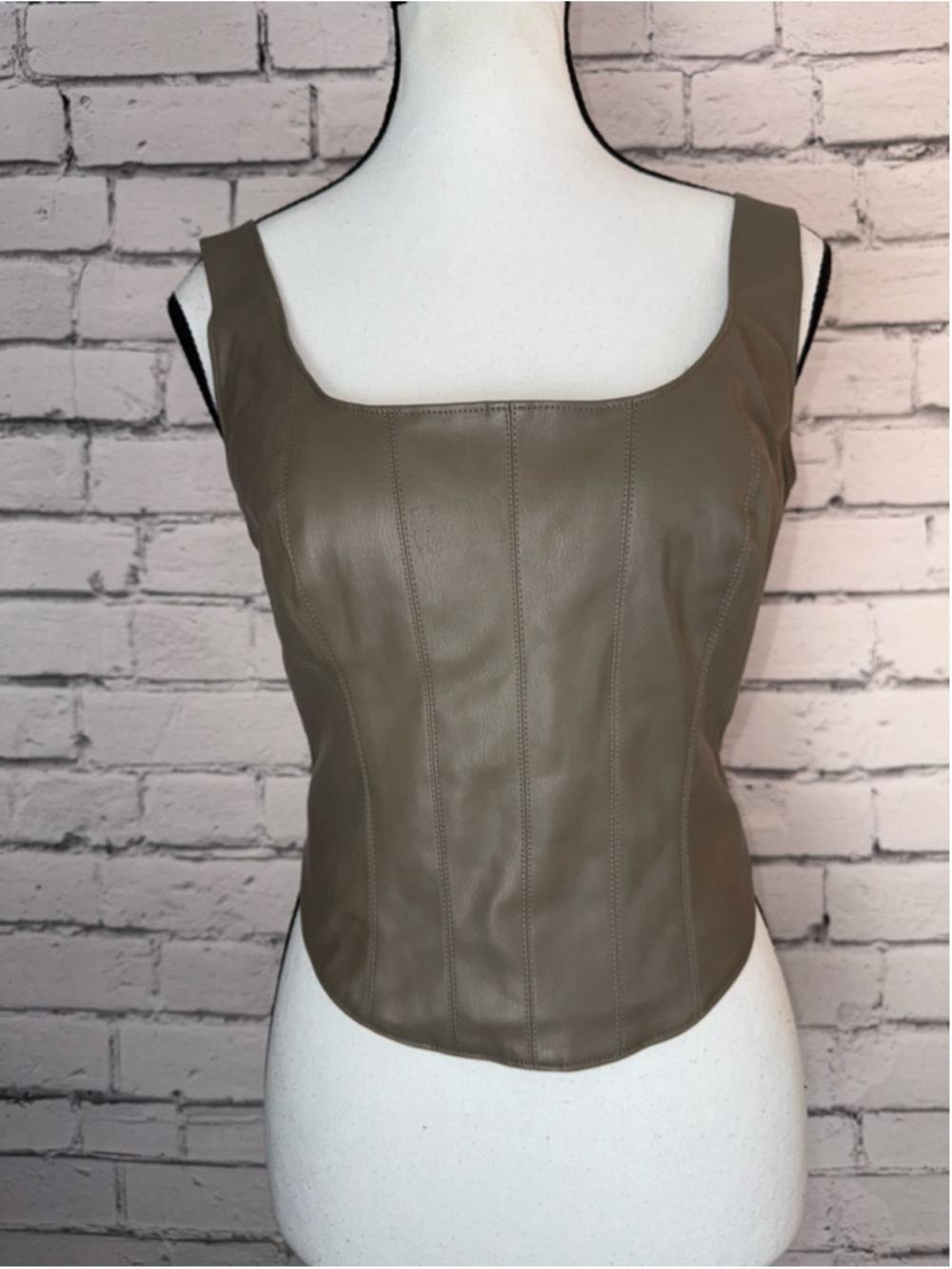 Women's Abercrombie & Fitch Corset Tank Top Faux Leather Taupe Tan size Medium - Picture 2 of 12